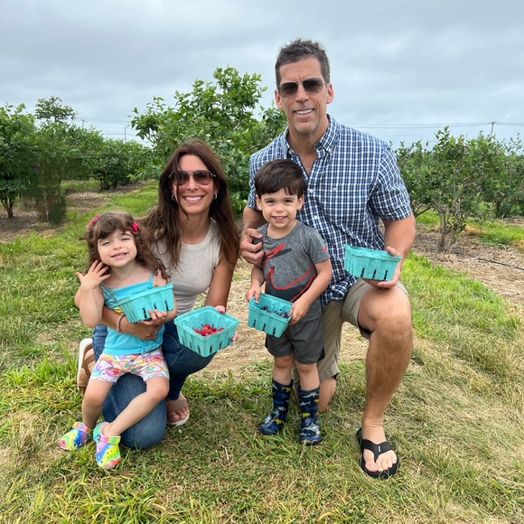 Meet your Posher 😊 - Picture 5 of 8